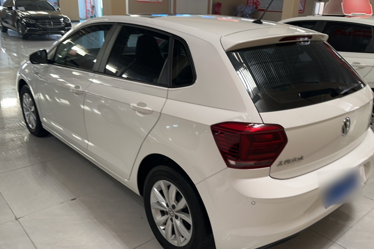 Volkswagen Polo 2020 صورة سيارة #9