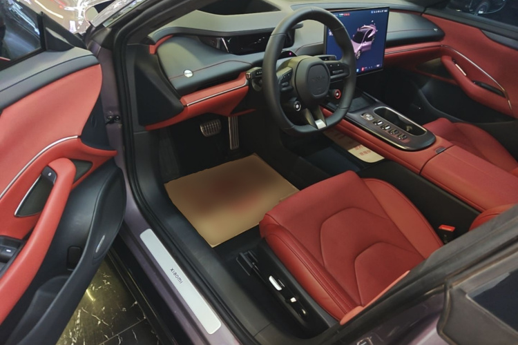 MI SU7 2024 car image #16
