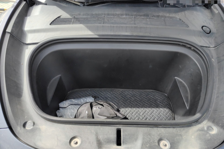 Tesla Model Y 2021 #22 Tesla Model Y 2021 car image #22