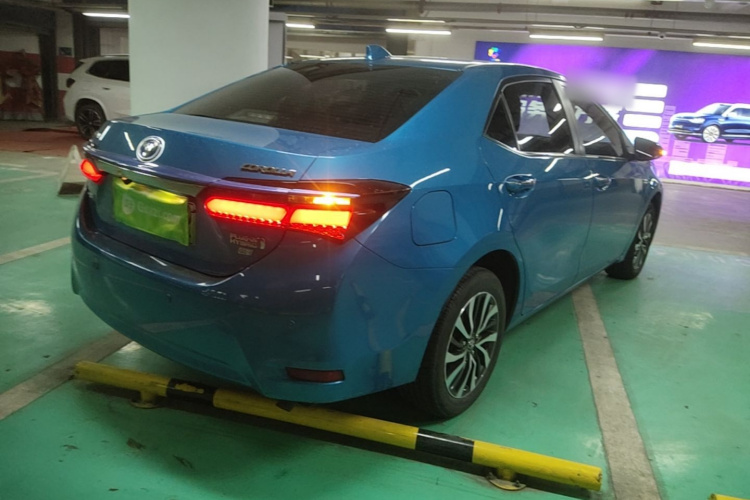 Toyota Corolla Hybird E+ 2019 immagine di auto #7