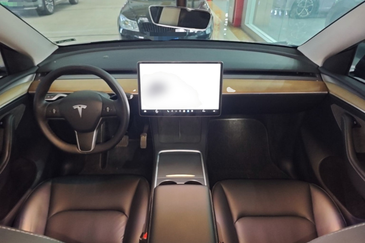 Tesla Model Y 2022 #10 Tesla Model Y 2022 car image #10