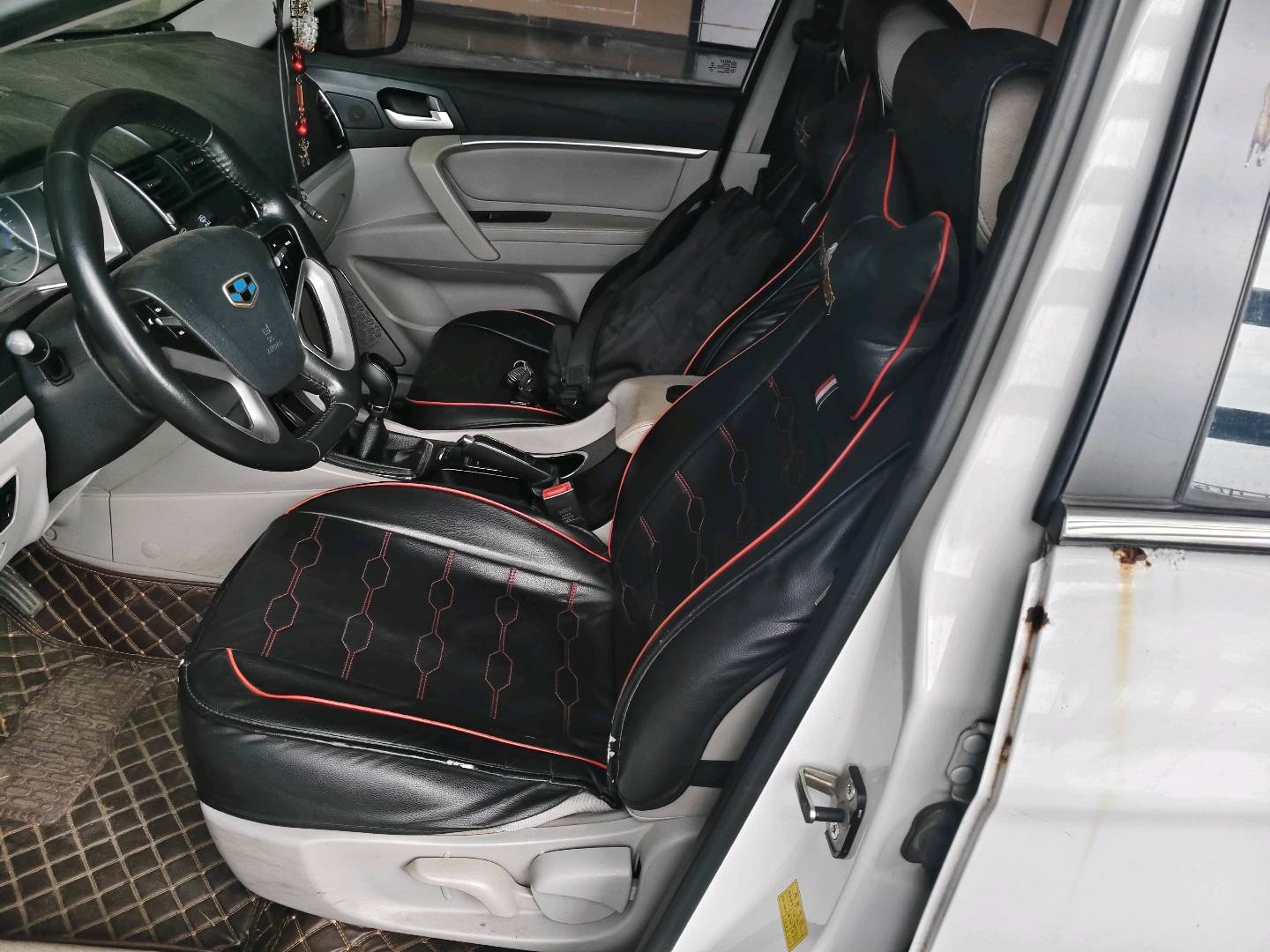 GEELY Emgrand 2014 car image #5