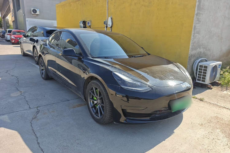 Tesla Model 3 2022 car image #4