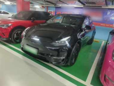 Tesla Model Y 2023 Tesla Model Y 2023 immagine di auto