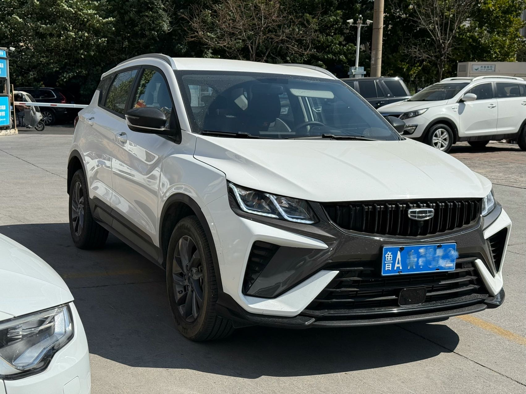 GEELY Coolray 2024 car image #3