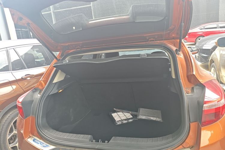 GEELY Emgrand GS 2016 car image #19