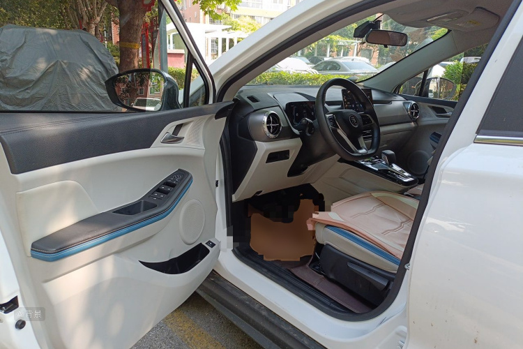 BYD Yuan Pro 2023 car image #18