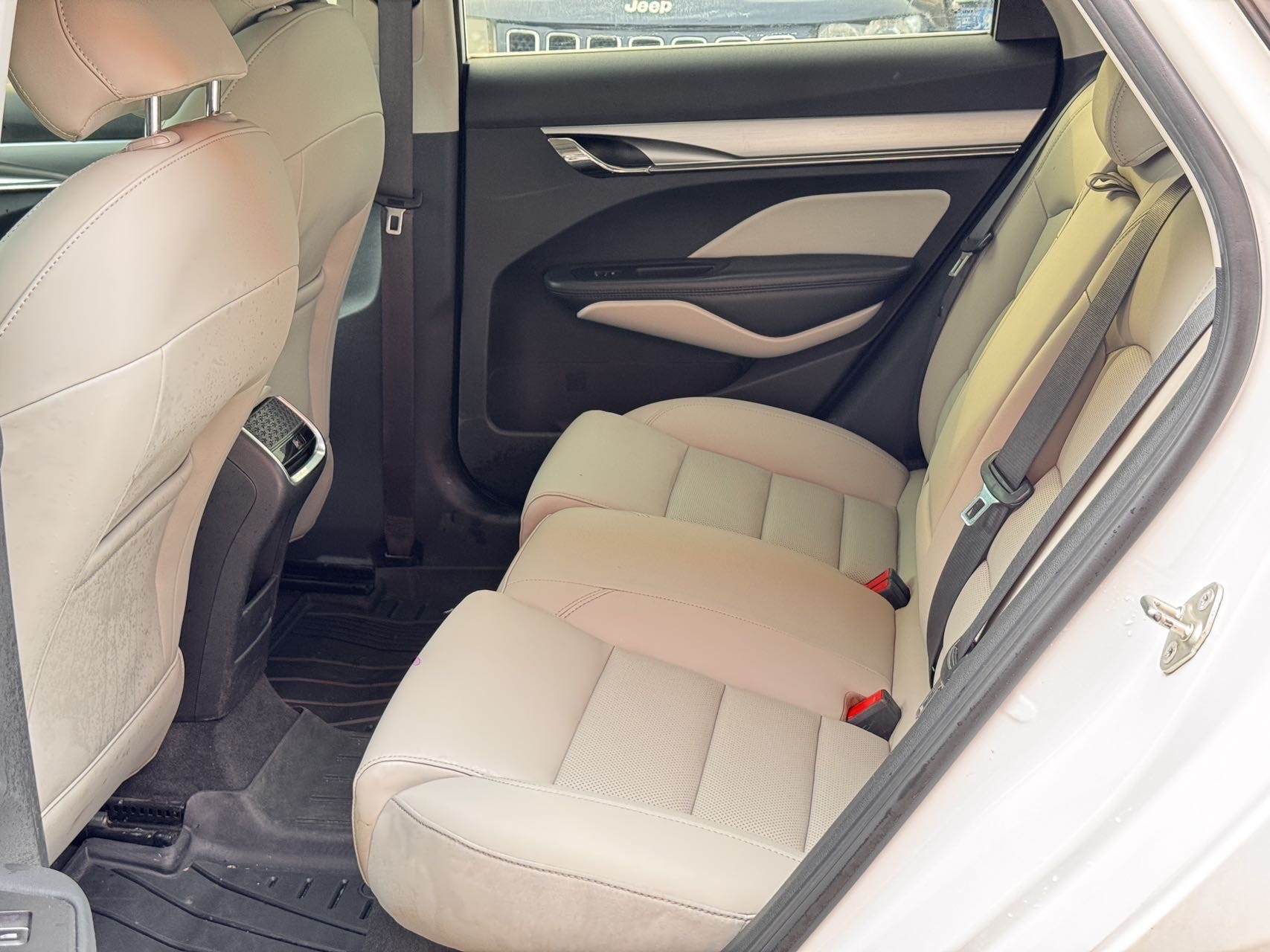 GEELY Binray 2018 car image #4