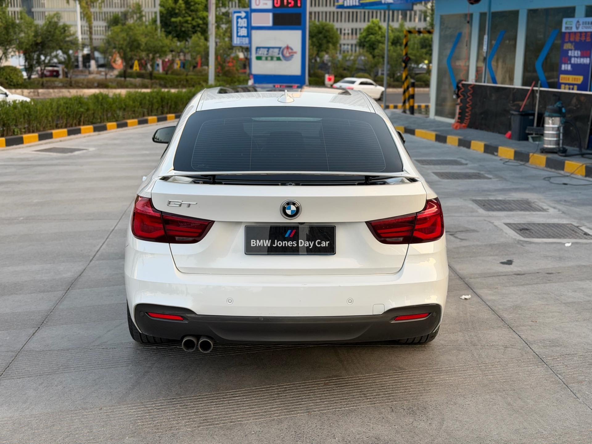 BMW 3 Series GT 2020 #4 BMW 3 Series GT 2020 car image #4