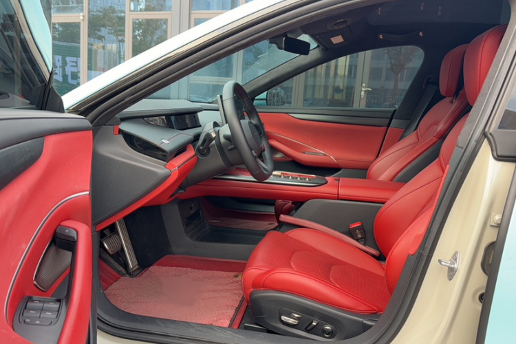 MI SU7 2024 imagen de coche #13