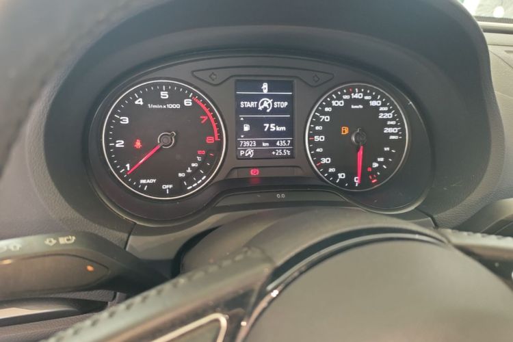 Audi A3 2019 صورة سيارة #12