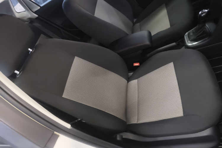 Volkswagen Polo 2017 #24 Volkswagen Polo 2017 car image #24