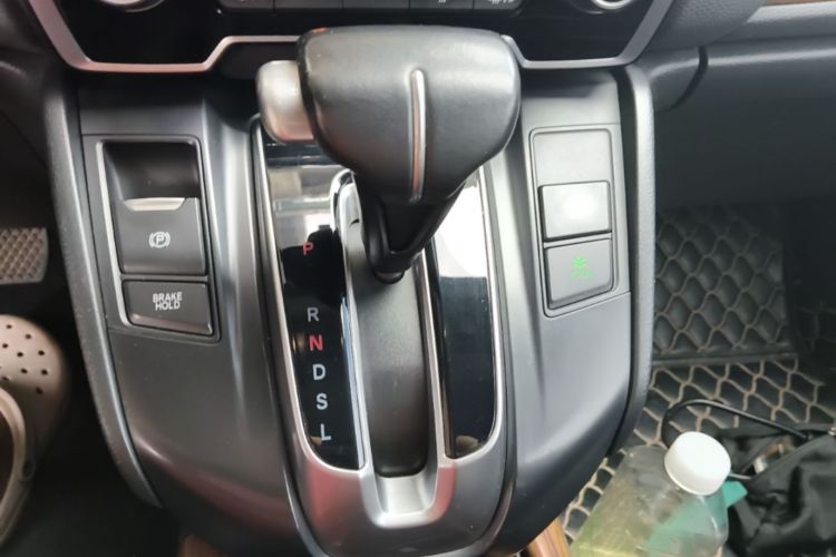 Honda CR-V 2018 #14 Honda CR-V 2018 car image #14