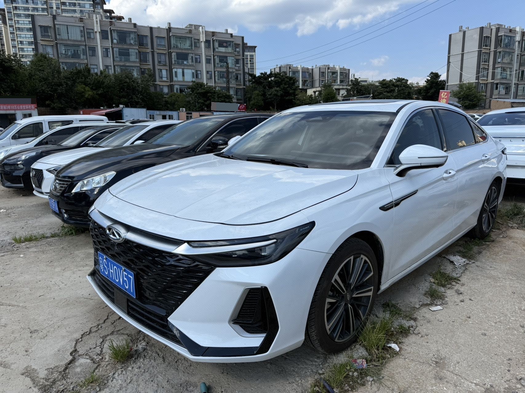 2025 immagine di auto 