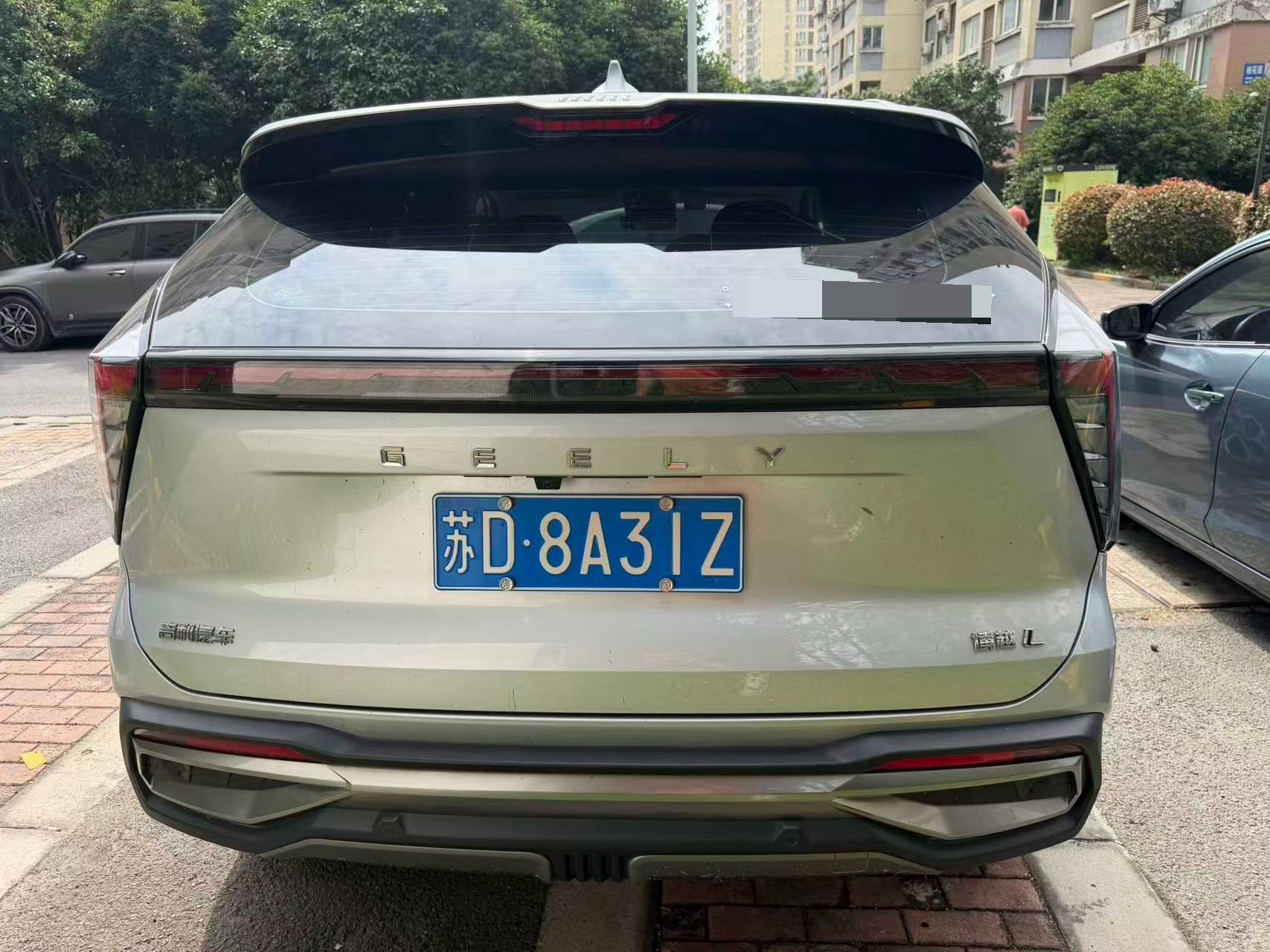 GEELY Boyue L 2022 car image #9