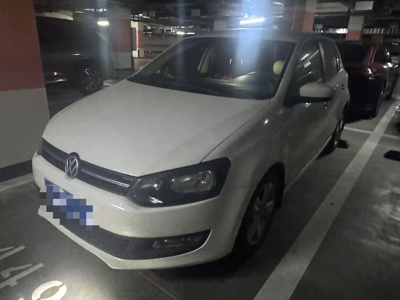 Volkswagen Polo 2012 Volkswagen Polo 2012 car image