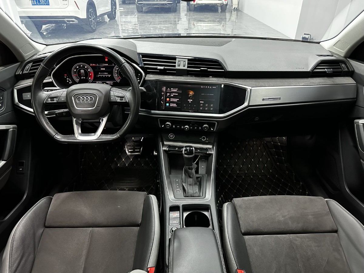 Audi Q3 2022 #5 Audi Q3 2022 car image #5