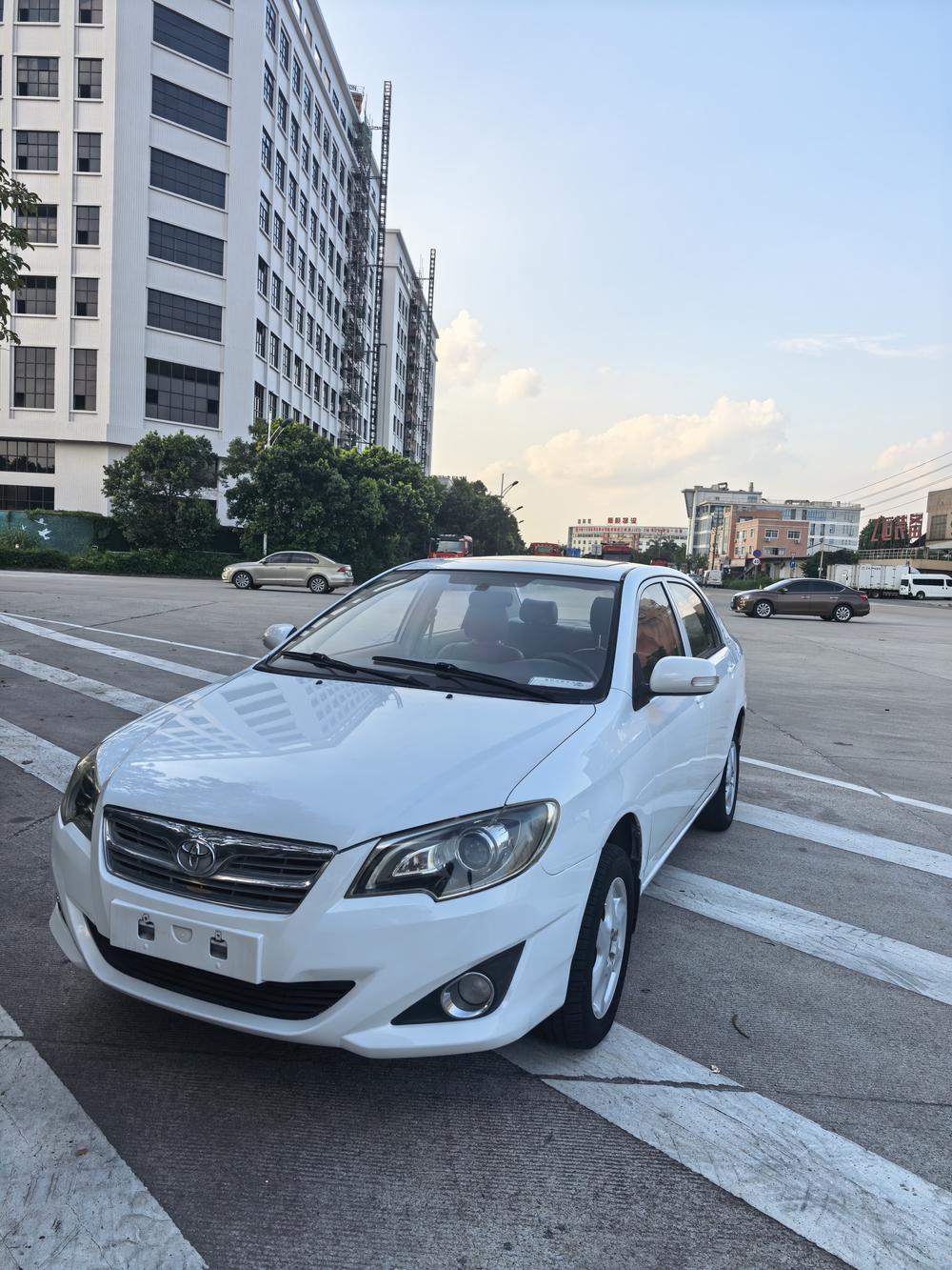 Toyota Corolla (Classic) 2013 #9 Toyota Corolla (Classic) 2013 صورة سيارة #9