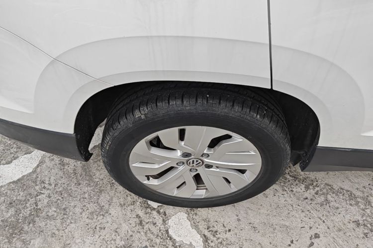 Volkswagen Tharu 2020 car image #4