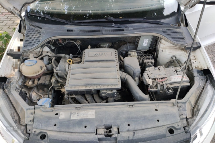 Volkswagen Santana 2017 car image #22