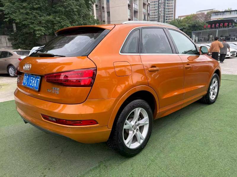 Audi Q3 2017 car image #4