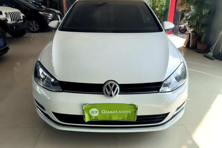 Volkswagen Golf 2015 car image #3