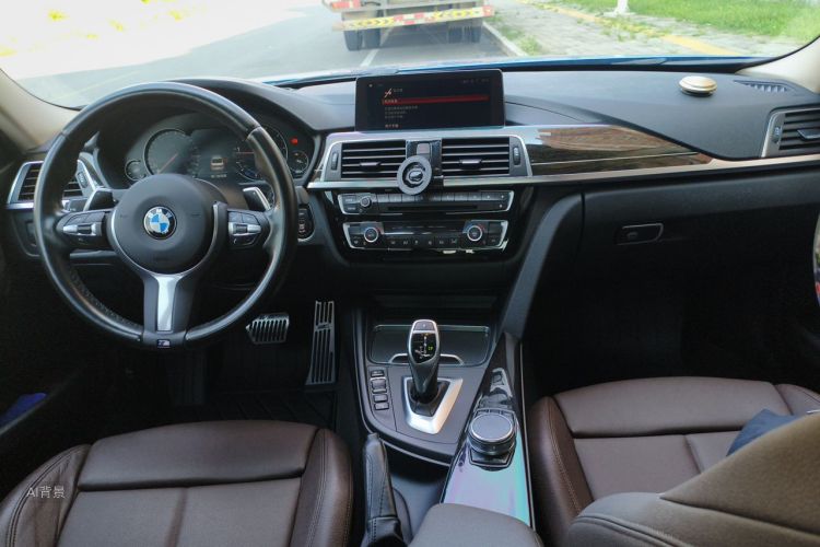 BMW 3 Series 2018 #11 BMW 3 Series 2018 car image #11
