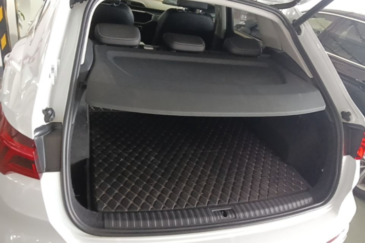 Audi Q3 2019 #19 Audi Q3 2019 car image #19