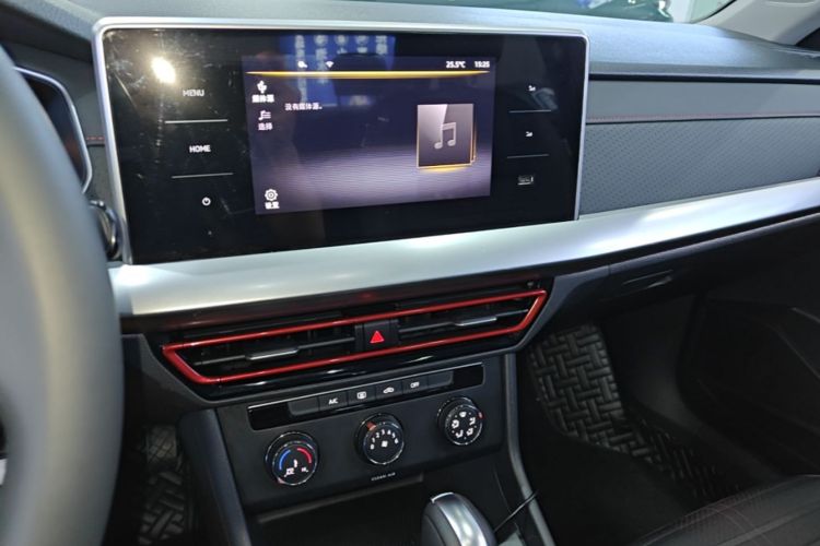Volkswagen Lavida 2025 car image #13