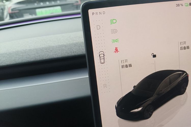 Tesla Model 3 2024 #18 Tesla Model 3 2024 car image #18
