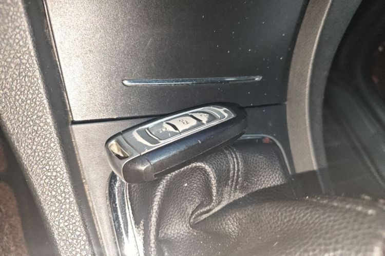 GEELY Emgrand 2016 #9 GEELY Emgrand 2016 car image #9