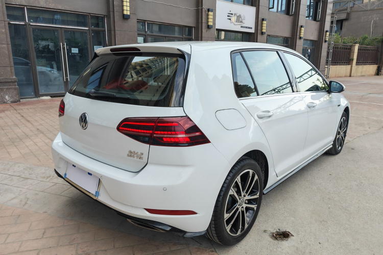 Volkswagen Golf 2018 #8 Volkswagen Golf 2018 car image #8