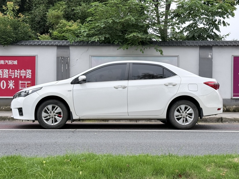 Toyota Corolla 2017 #10 Toyota Corolla 2017 car image #10