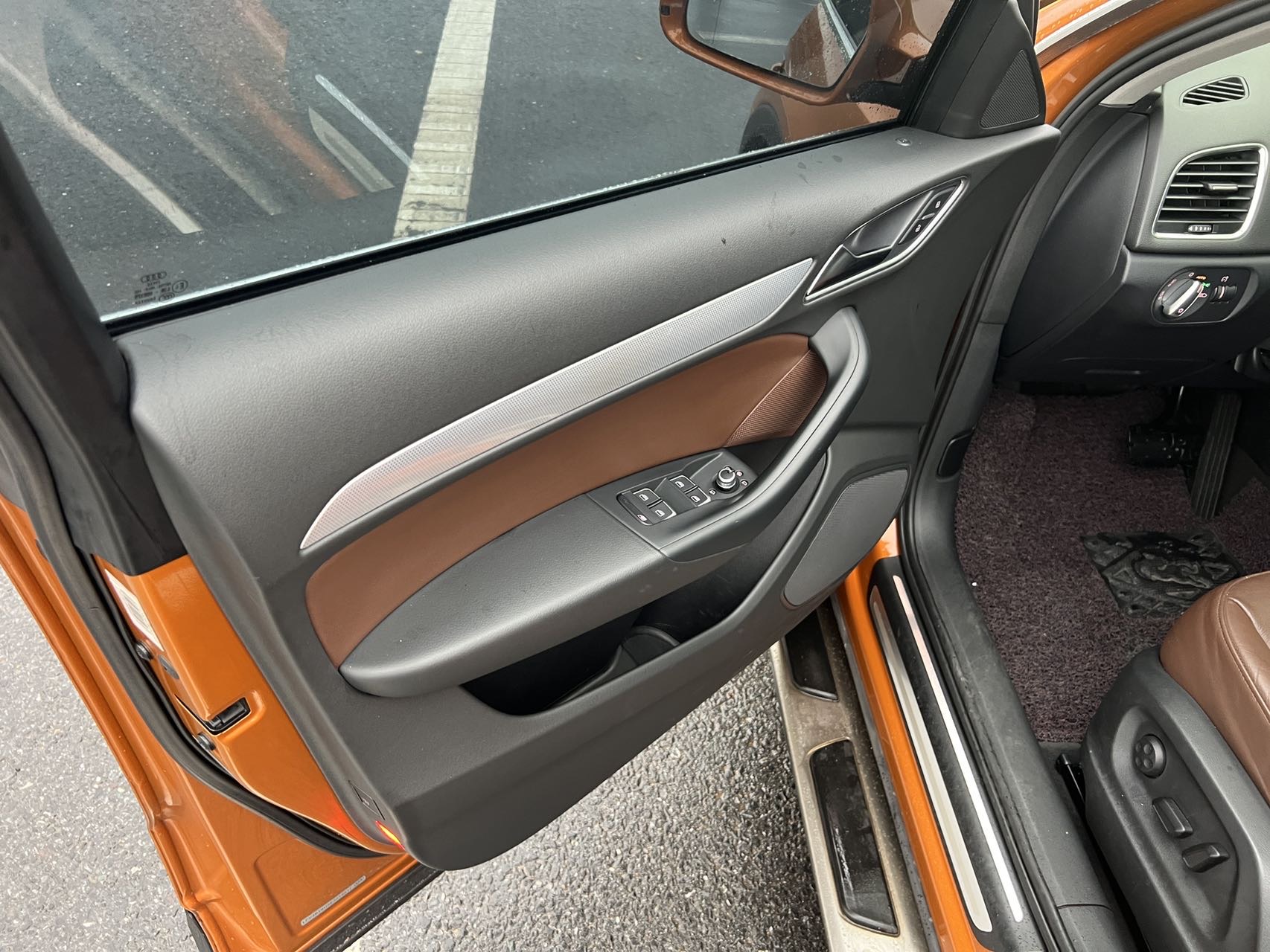 Audi Q3 2014 car image #9