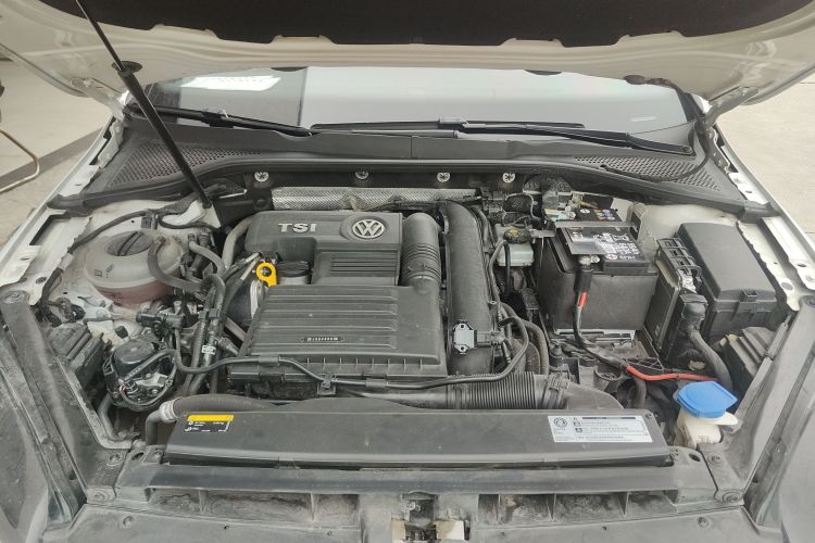 Volkswagen Golf 2019 #20 Volkswagen Golf 2019 car image #20