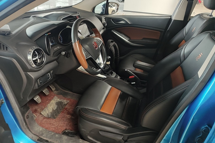 BYD Yuan 2016 #16 BYD Yuan 2016 car image #16