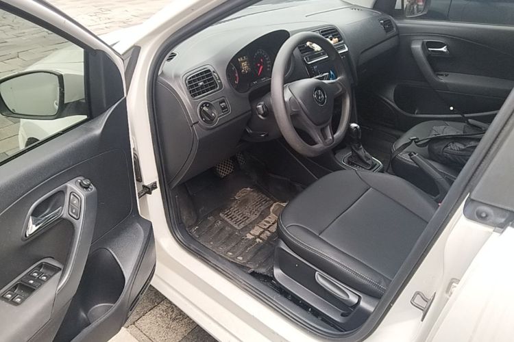 Volkswagen Polo 2019 #16 Volkswagen Polo 2019 car image #16