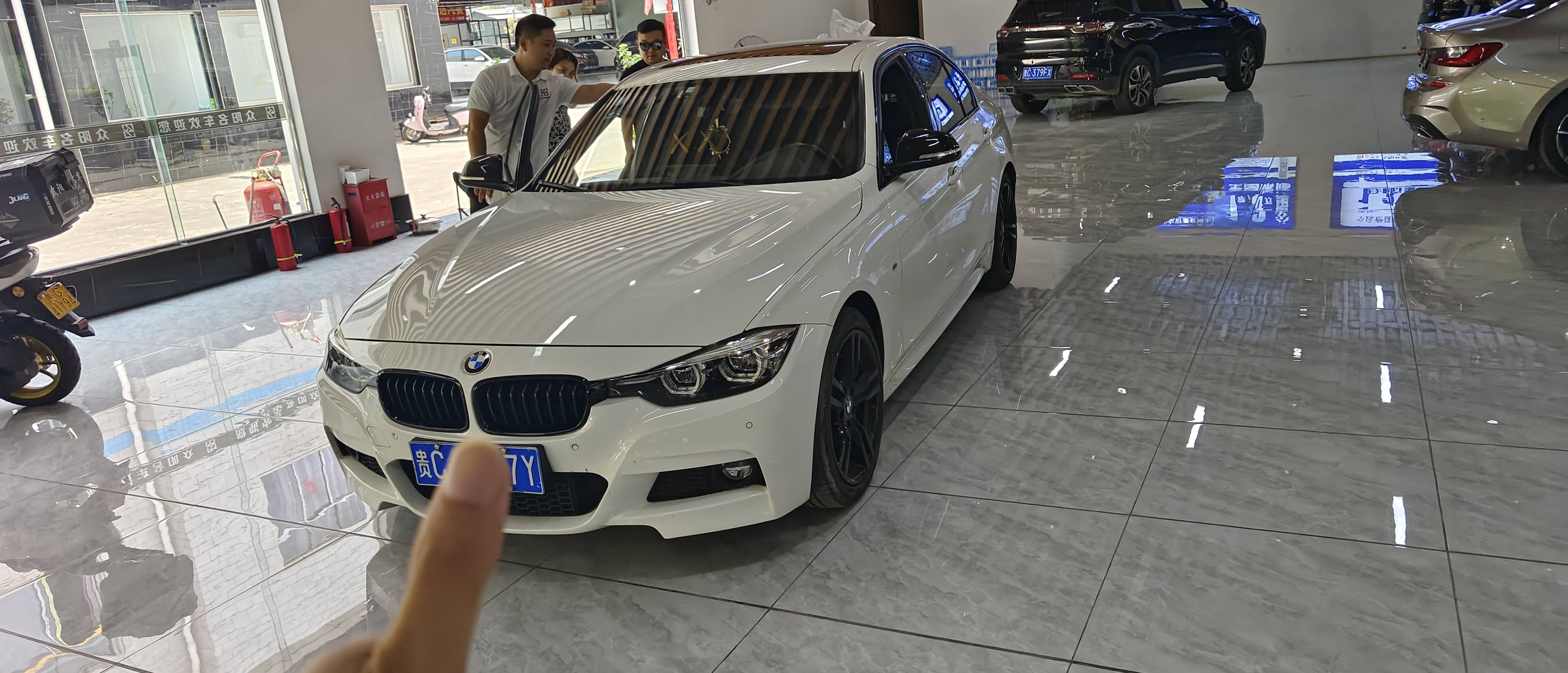 BMW 3 Series 2019 #2 BMW 3 Series 2019 car image #2