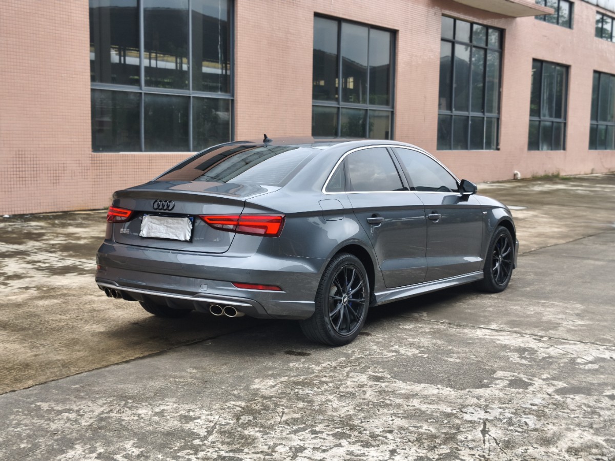 Audi A3 2020 car image #14