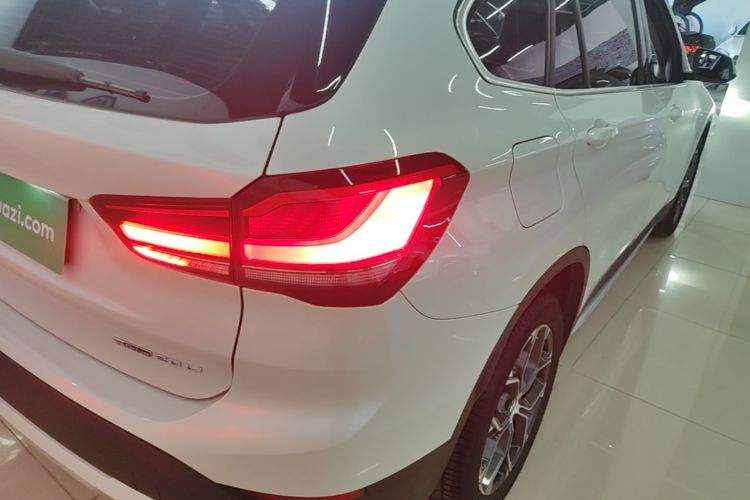 BMW X1 2021 #8 BMW X1 2021 car image #8