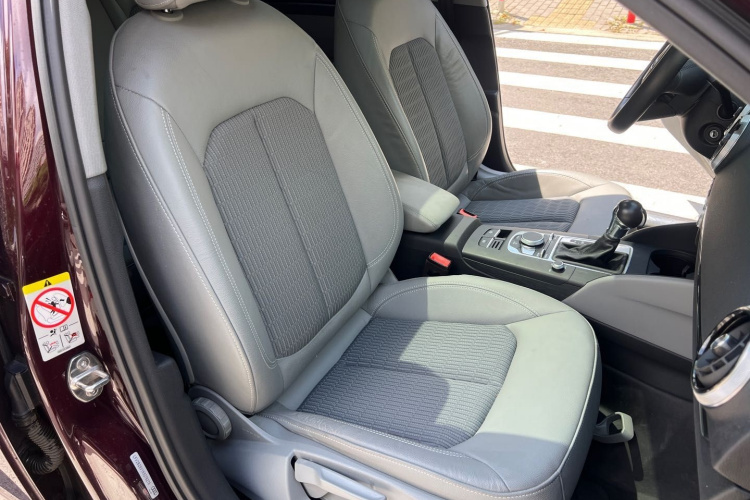 Audi A3 2019 car image #29
