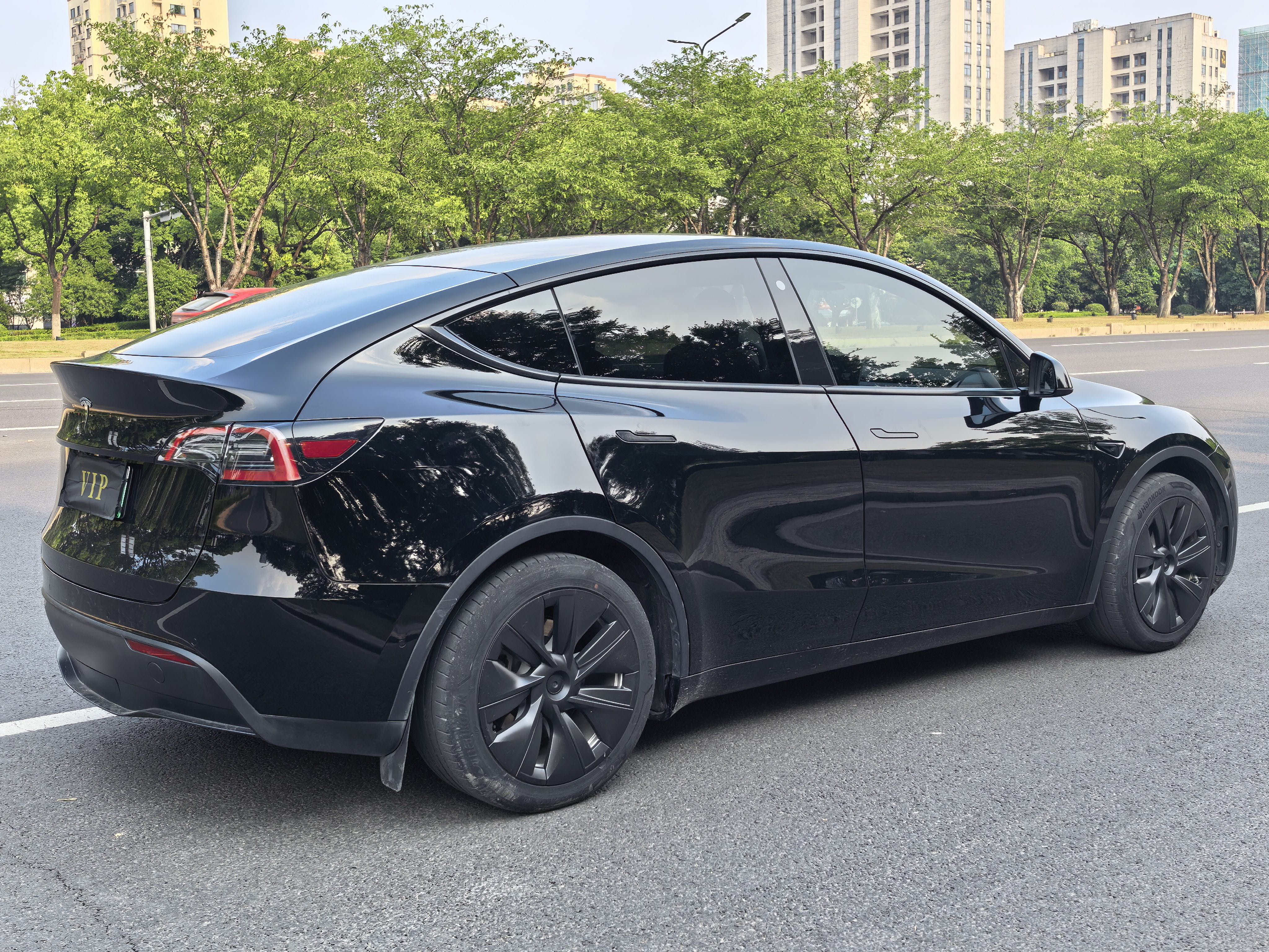 Tesla Model Y 2022 #7 Tesla Model Y 2022 car image #7