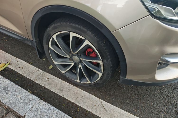 GEELY Emgrand GS 2017 car image #9