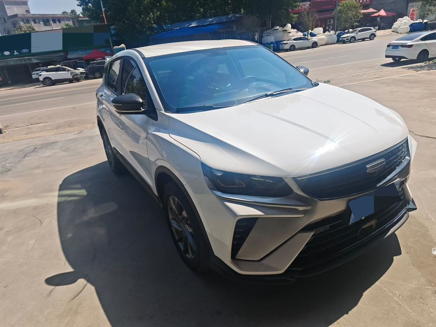 GEELY Coolray 2025 car image #2