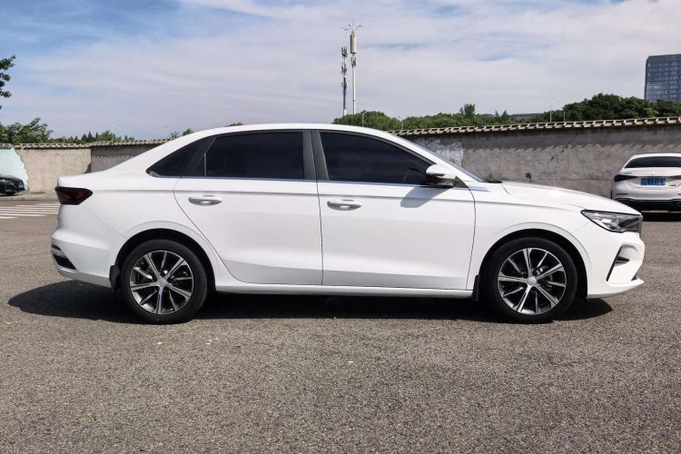 GEELY Emgrand 2023 car image #5