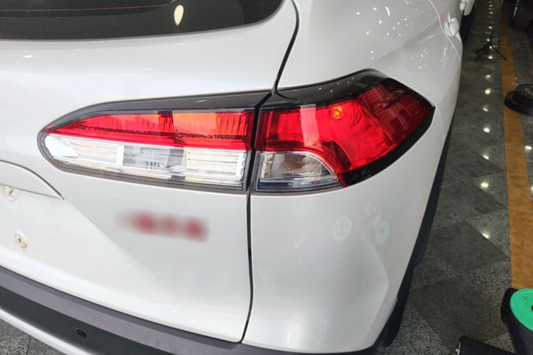 Toyota Corolla Cross 2023 #8 Toyota Corolla Cross 2023 car image #8