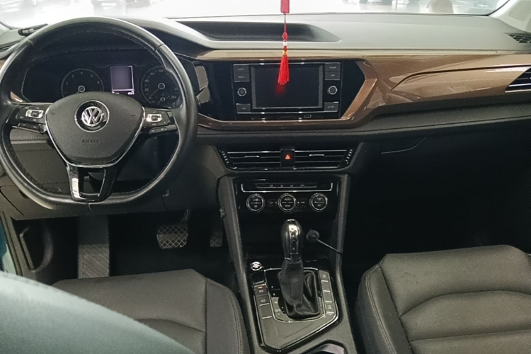 Volkswagen Tharu 2019 #10 Volkswagen Tharu 2019 car image #10