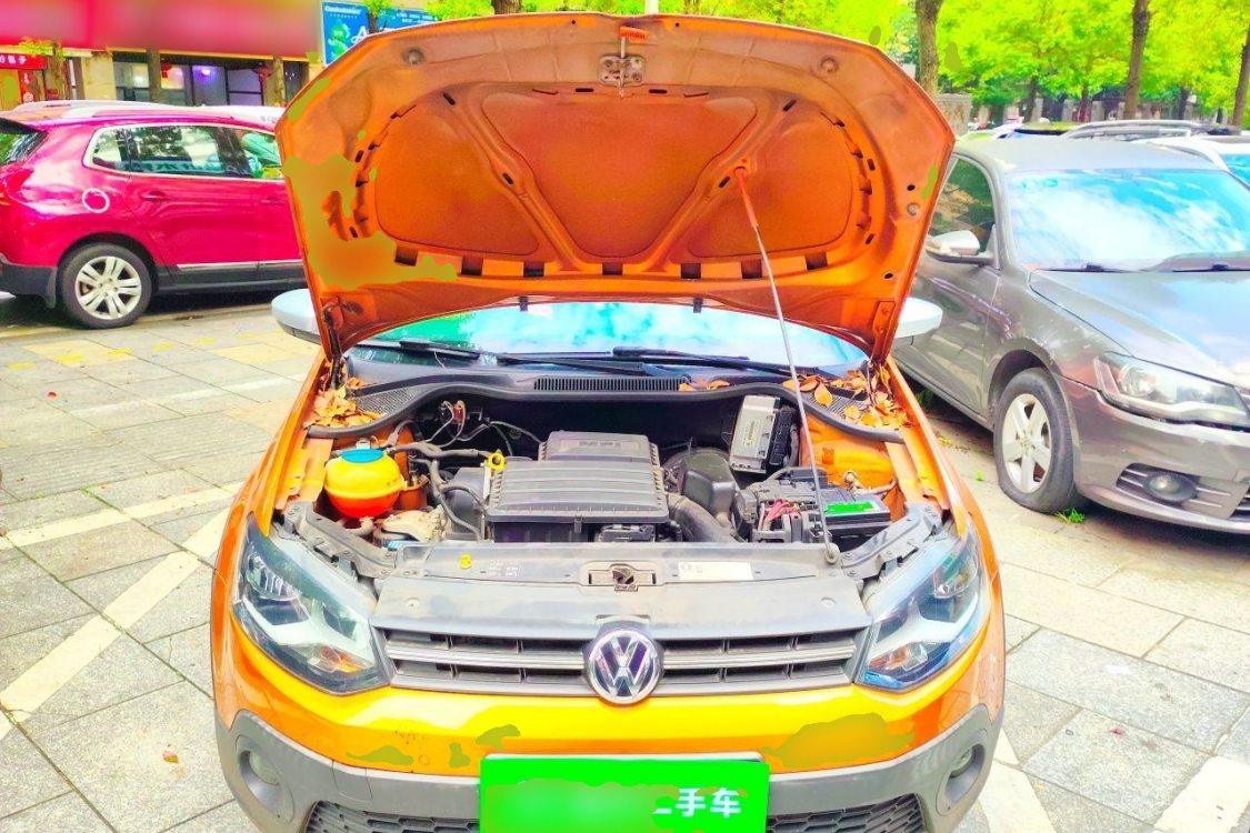 Volkswagen Polo 2015 car image #10