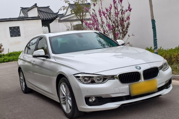 BMW 3 Series 2017 #4 BMW 3 Series 2017 car image #4