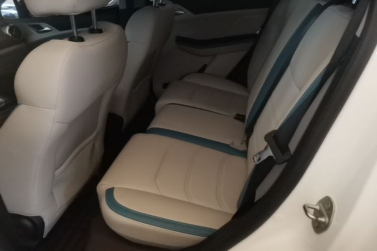 BYD Yuan Pro 2023 immagine di auto #17